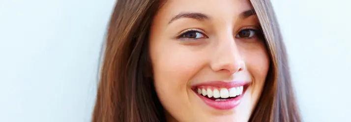 page-lady4 smiling woman